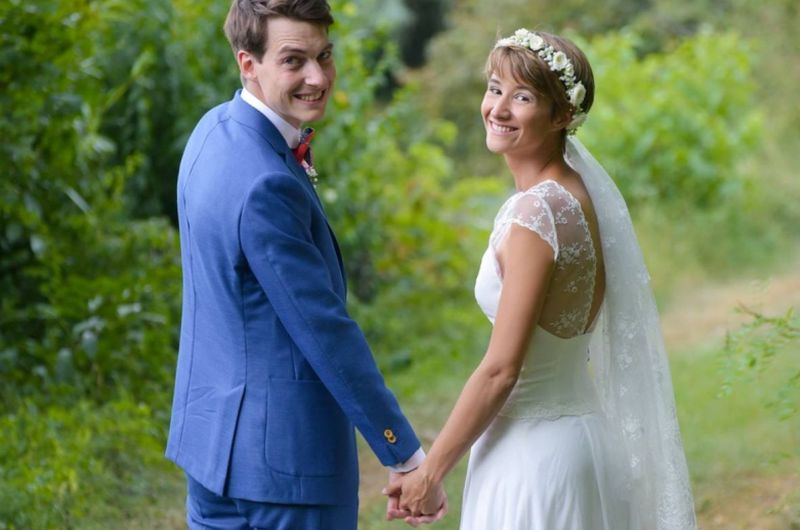 Souffle de Soie - Robe de mariage - Robe douce et élégante - Couples mariés - Création de robes de mariées